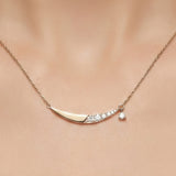 Taşlı Hilal Altın Kolye