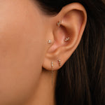 Gusto Premium Çift Yön Üçgen Zincir Sallantılı Tragus Pırlanta Piercing / 14 Ayar Sarı Altın