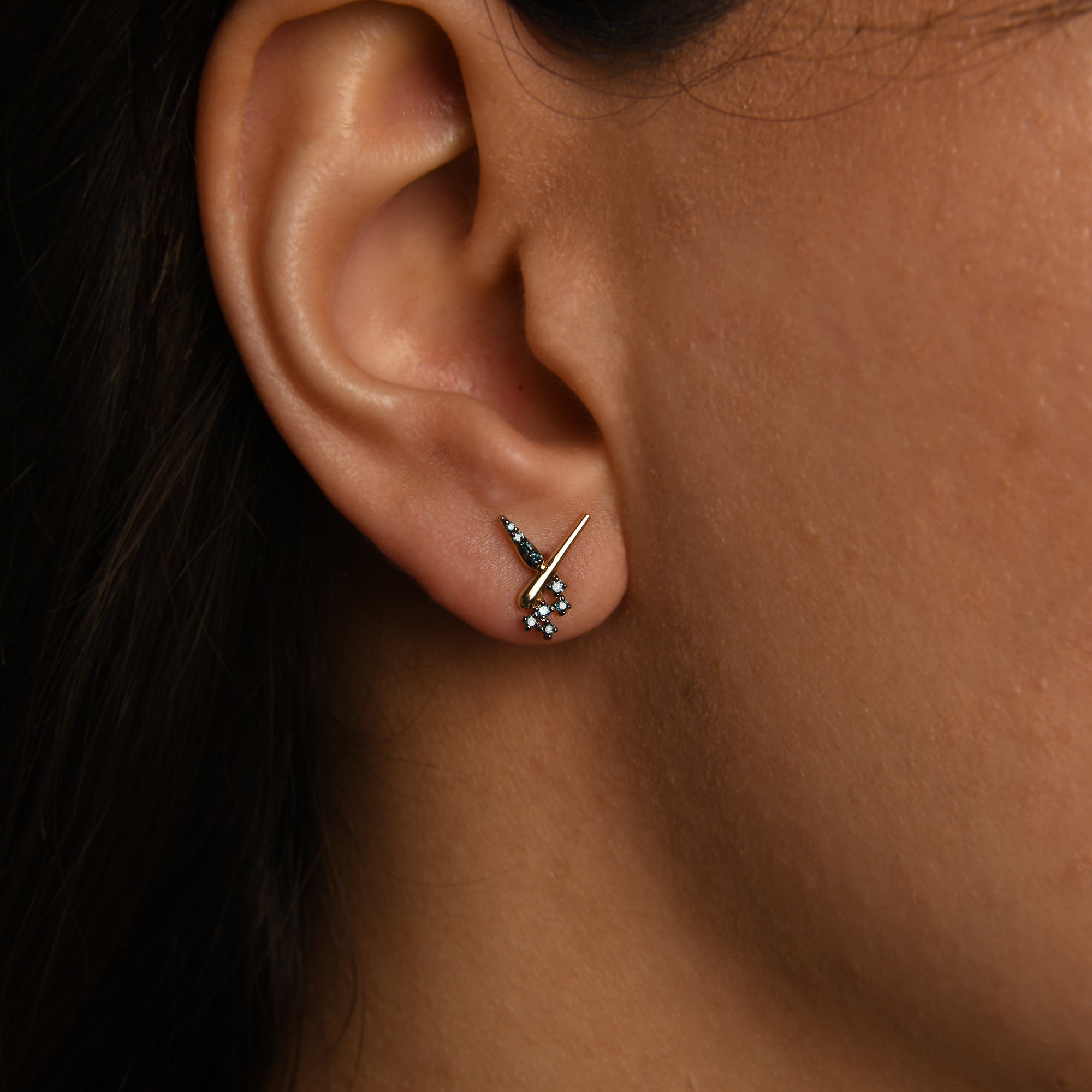 Azzuro Rabbit Mavi Pırlanta Küpe / 14 Ayar Rose Altın