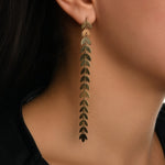 Minimal Başak Sallantılı Tek Altın Küpe / 14 Ayar Sarı Altın