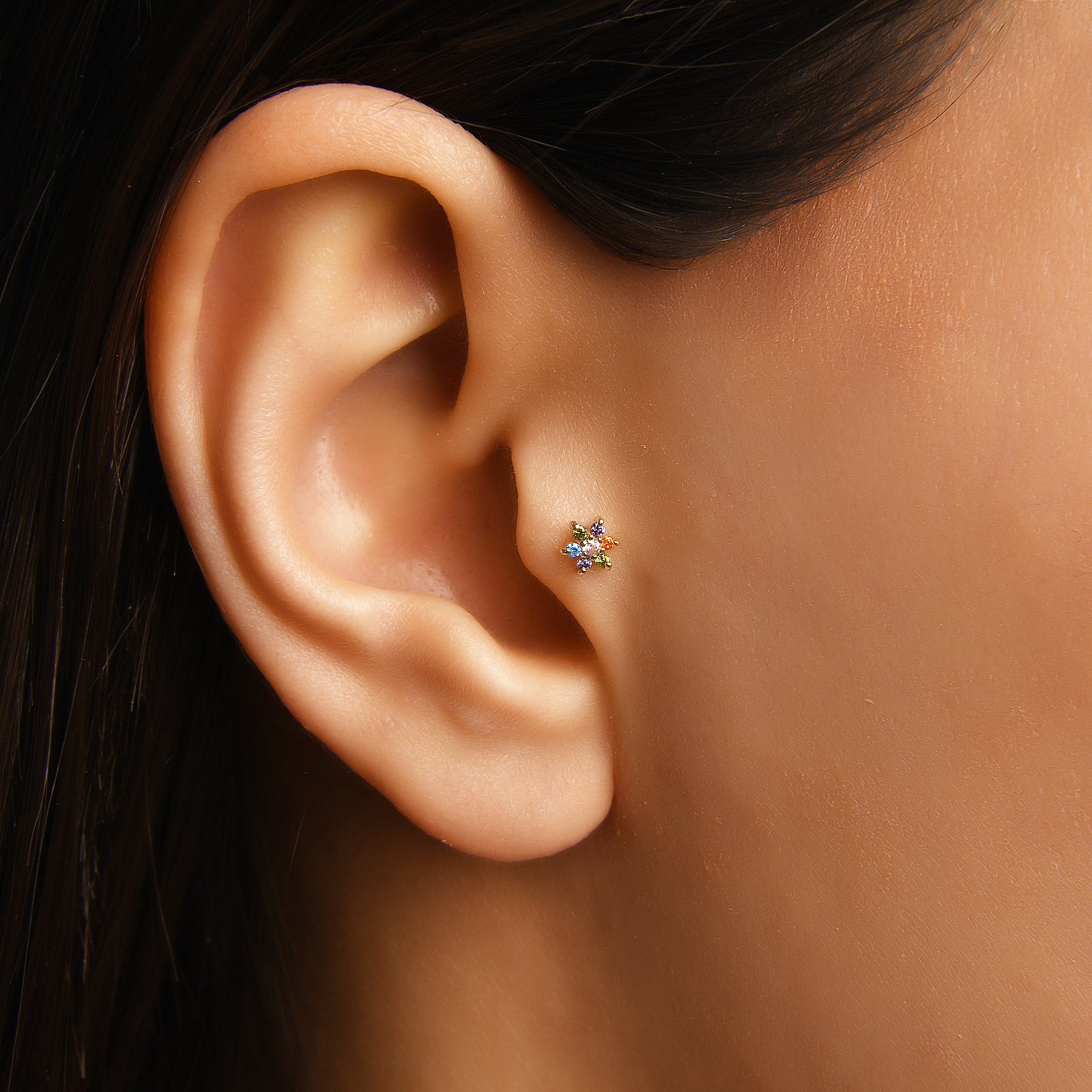 Gusto Renkli Taşlı Altın Tragus Çiçek Piercing / 14 Ayar Sarı Altın