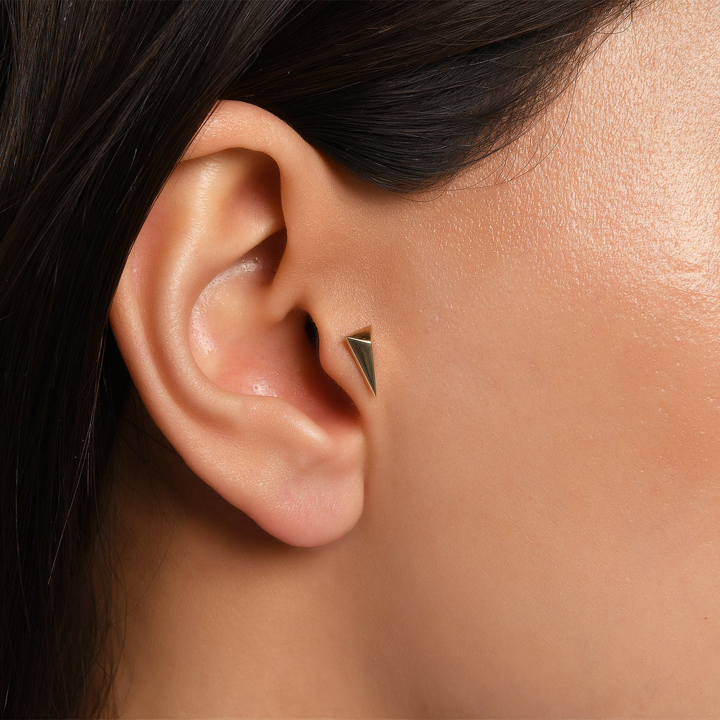 Havana Üçgen Minimalist Tek Altın Piercing / 14 Ayar Sarı Altın