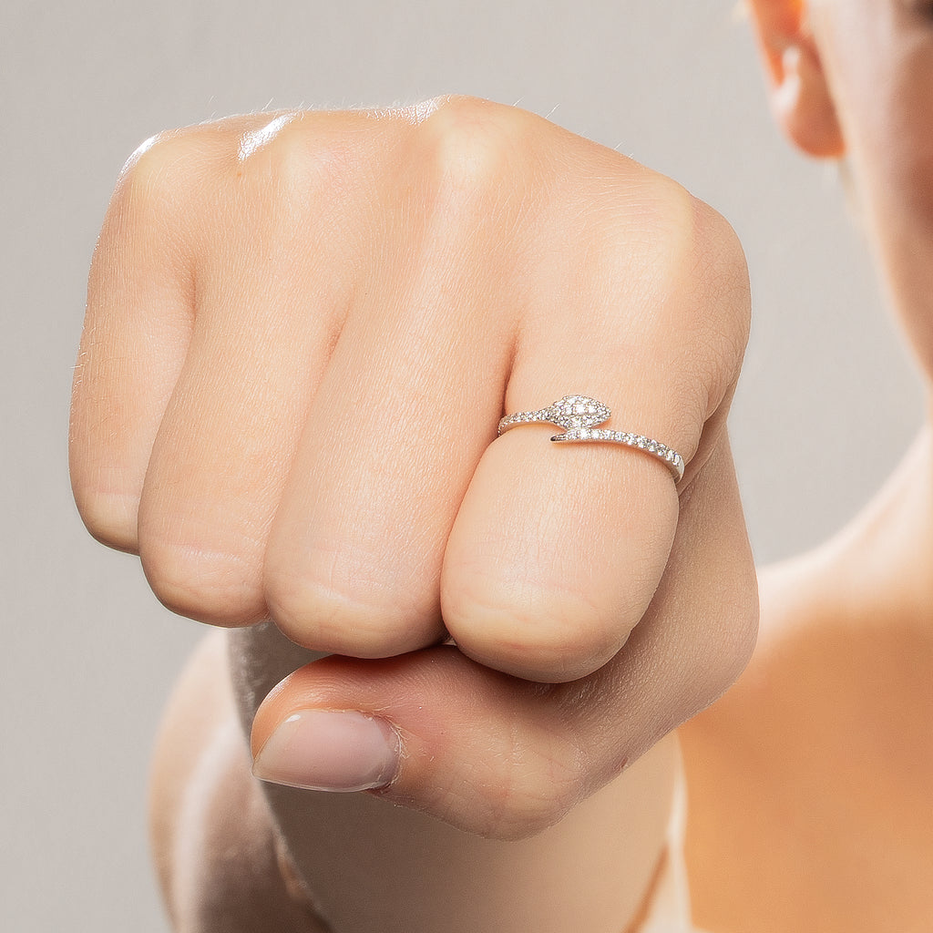 0.17 ct Stilize Yılan Pırlanta Yüzük / 14 Ayar Beyaz Altın