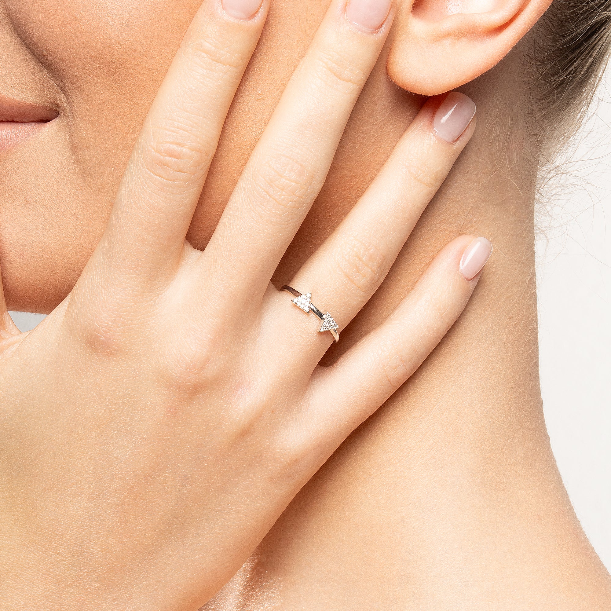 0.11 ct Asimetrik İkiz Minimal Üçgen Pırlanta Yüzük / 14 Ayar Sarı Altın