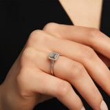 0.24 ct Pırlanta Baget Yüzük / 14 Ayar Beyaz Altın