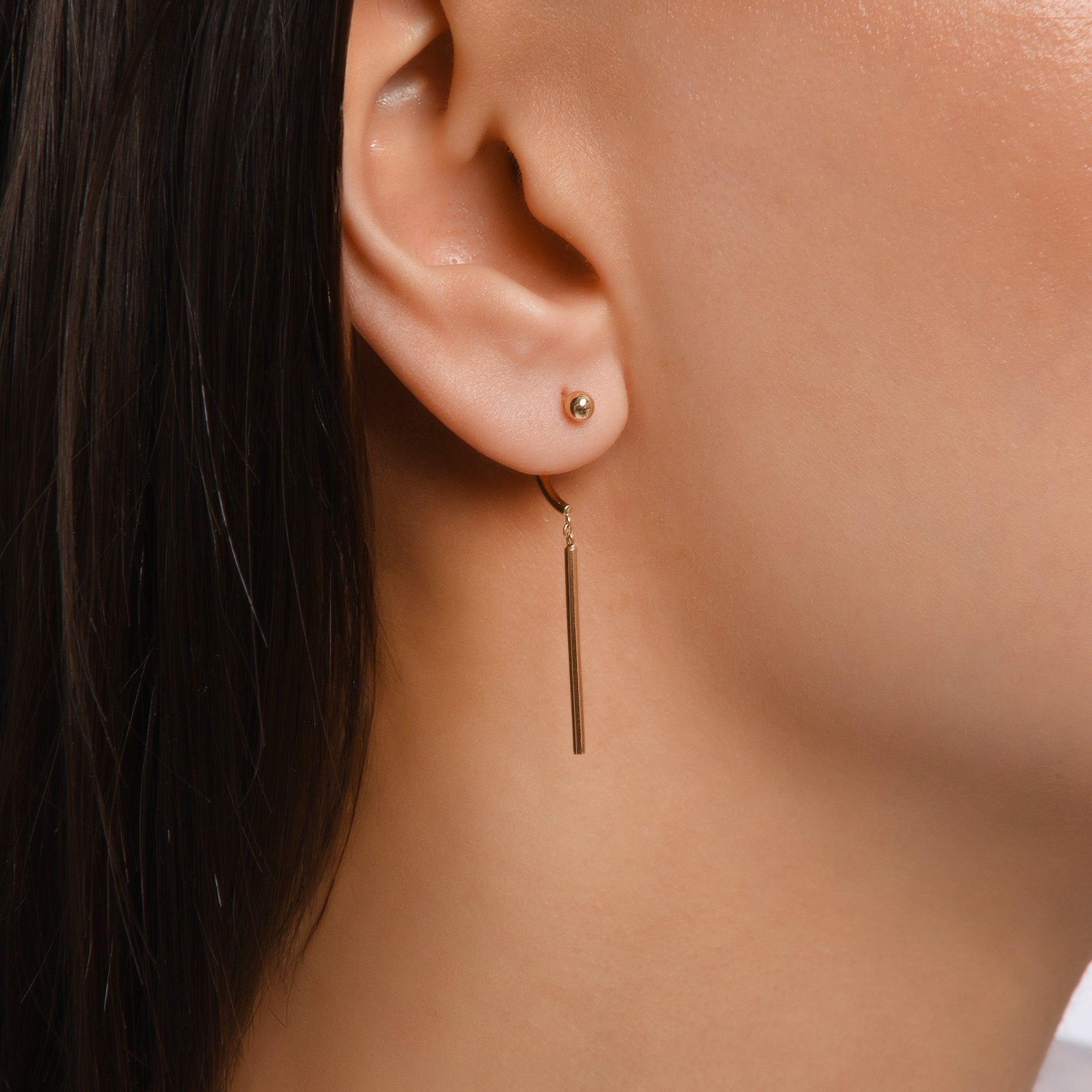 Mocha Pin Mini Top Sallantılı Çubuk Altın Relax Piercing