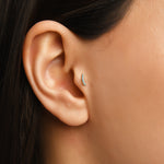 Gusto Minimal Arc Turkuaz Taşlı Altın Tragus Piercing / 14 Ayar Sarı Altın