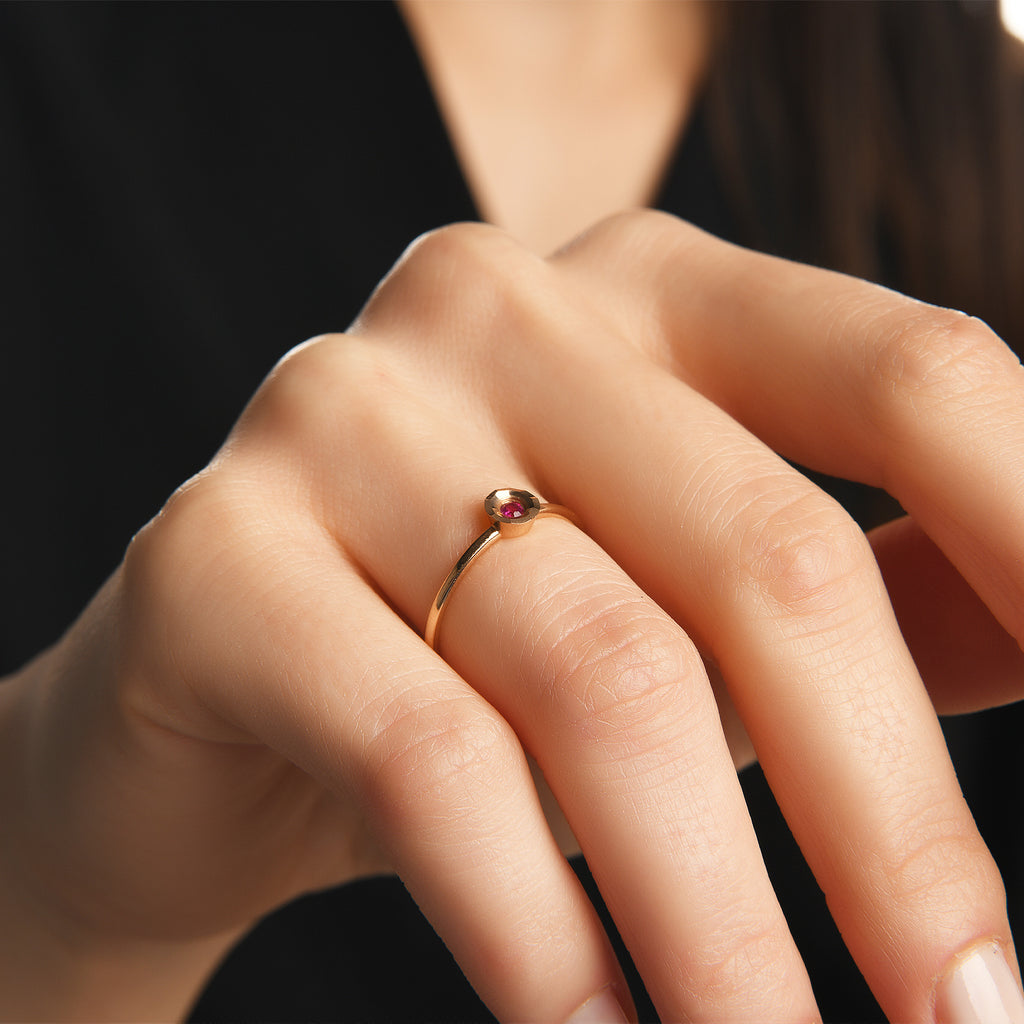 0.05 Ct Fantazi Yakut Taşlı Yüzük / 14 Ayar Rose Altın