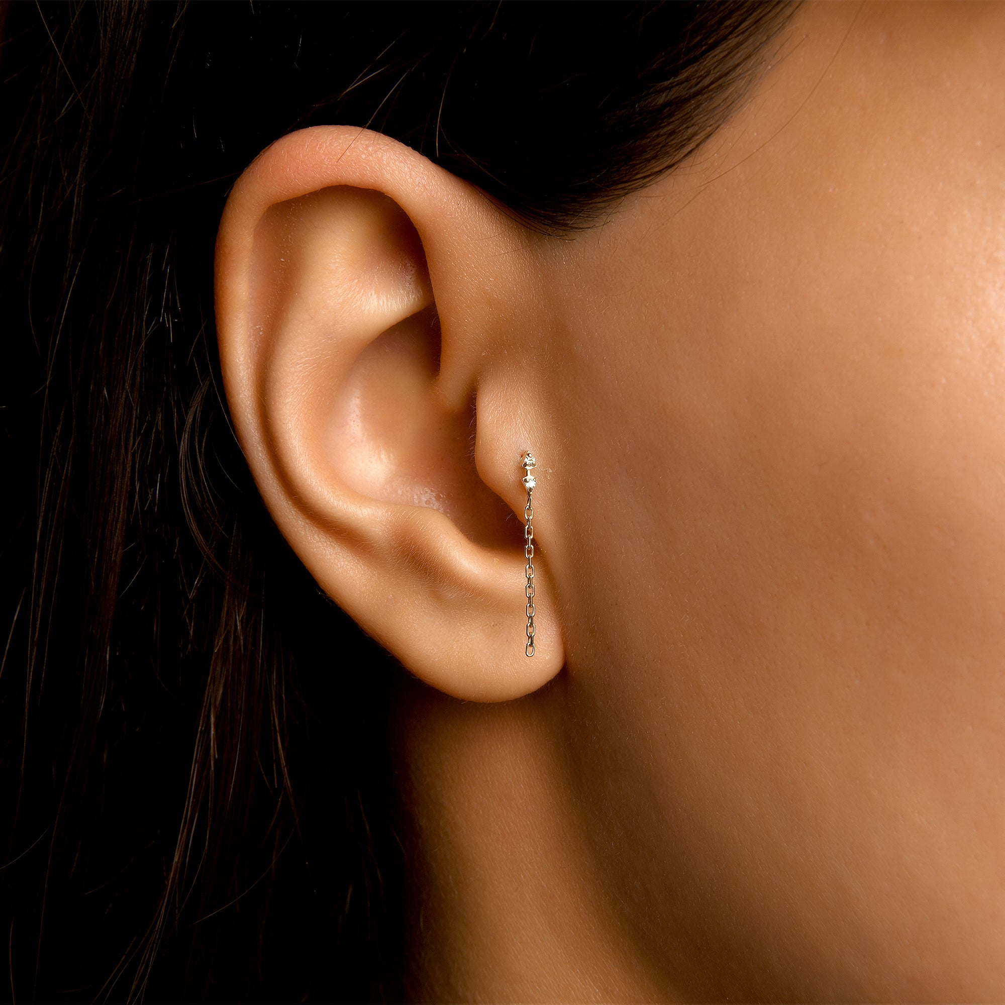 Gusto Premium Çift Yön Üçgen Zincir Sallantılı Tragus Pırlanta Piercing / 14 Ayar Sarı Altın