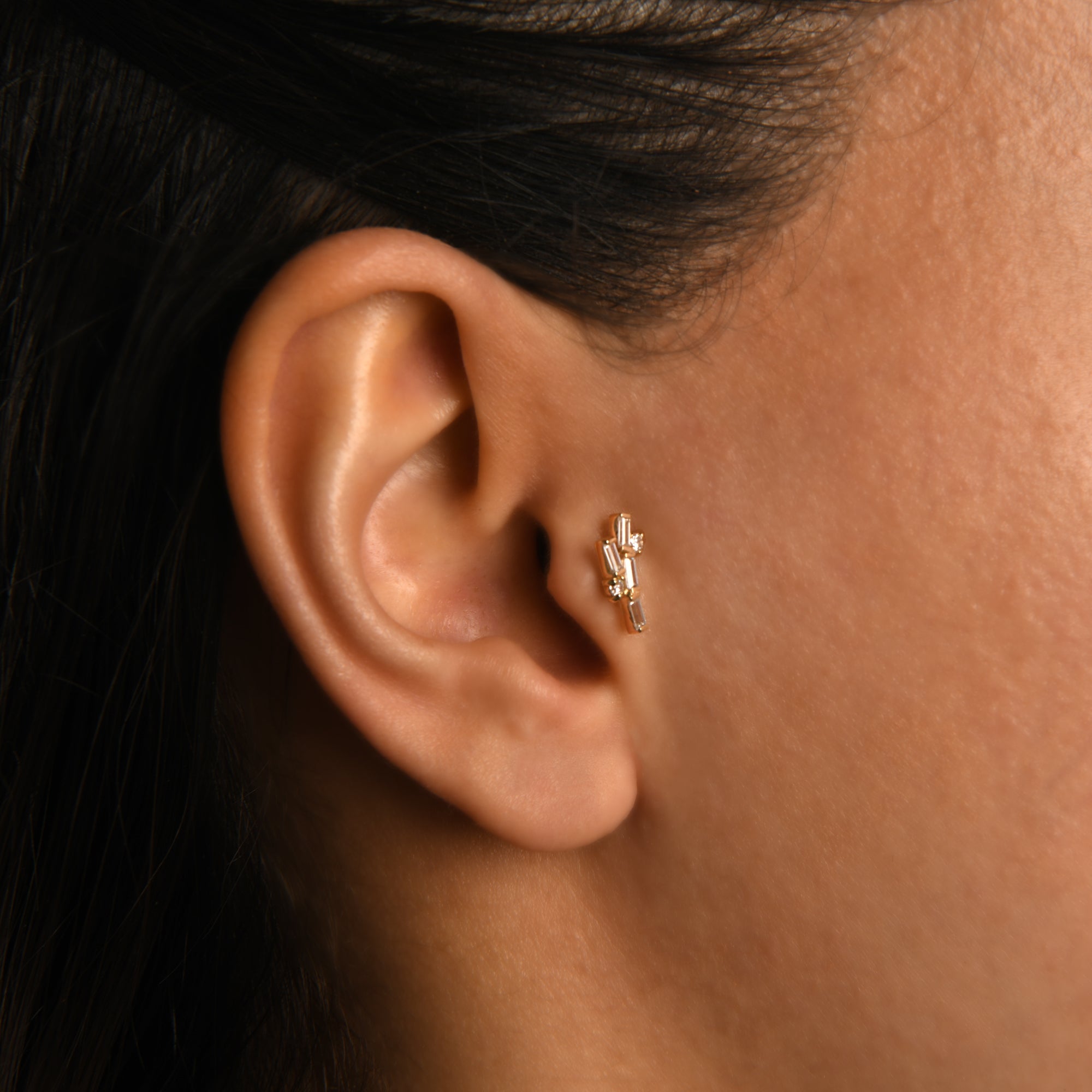 Asimetrik Baguette Taşlı Altın Piercing / 14 Ayar Sarı Altın