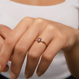 Damla Kesim Etrafı Yakut Taşlı 0.12 ct Pırlanta Yüzük / 14 Ayar Rose Altın