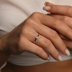 Halka Detaylı Taşlı Altın Yüzük / 14 Ayar Sarı Altın