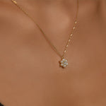 Çiçek Form İncili Altın Kolye / 14 Ayar Sarı Altın