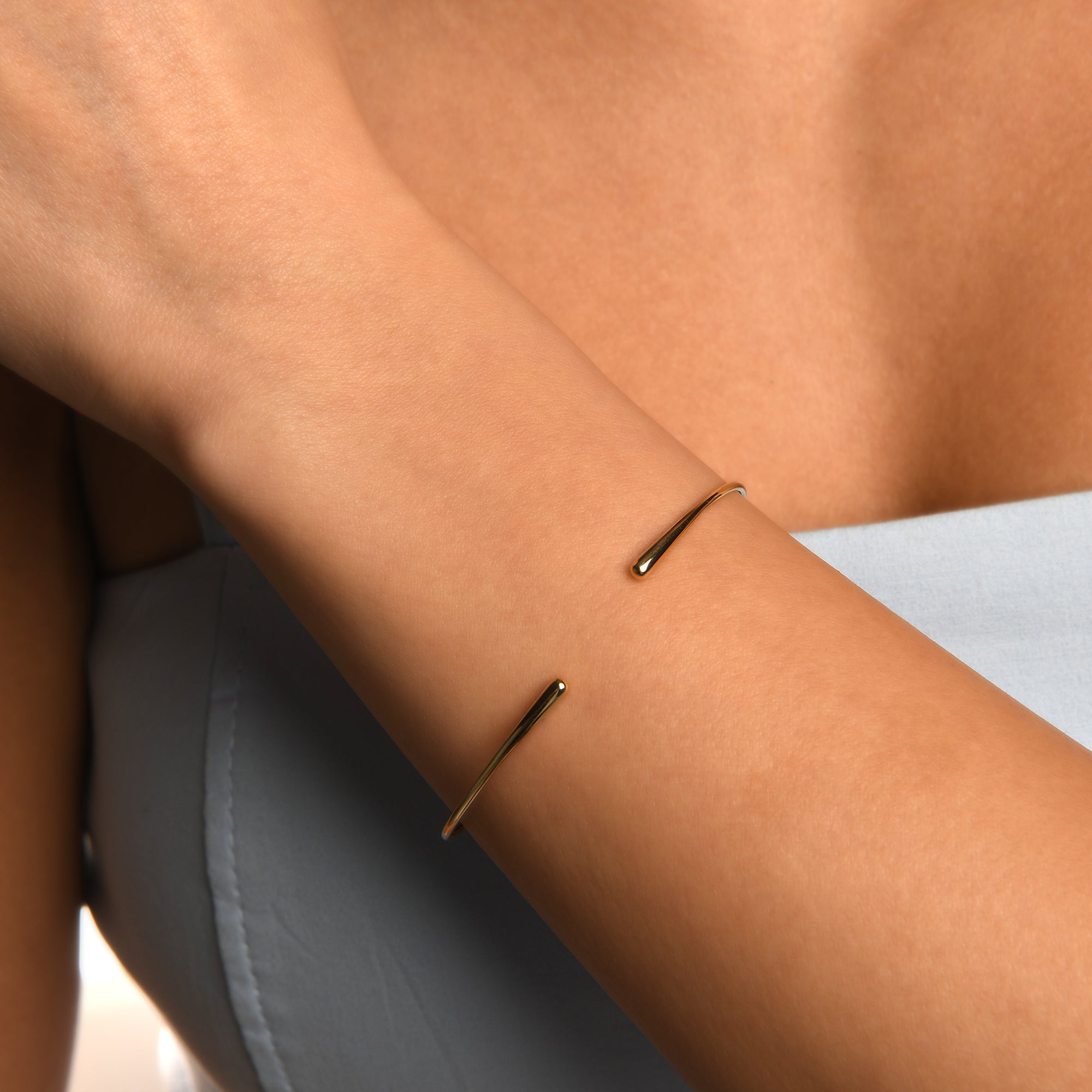 Sade Altın Cuff Bilezik / 14 Ayar Sarı Altın