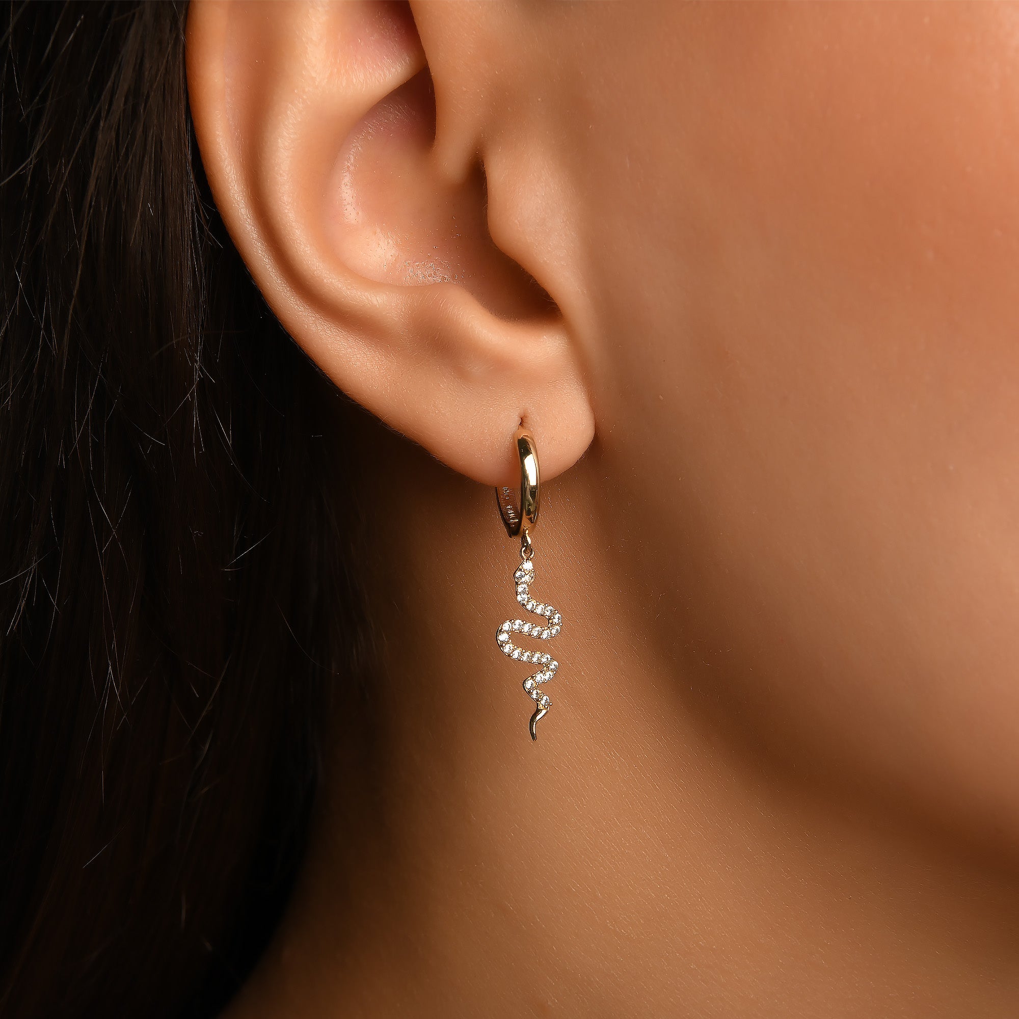 Yılan Sallantılı Taşlı Altın Halka Küpe / 14 Ayar Sarı Altın