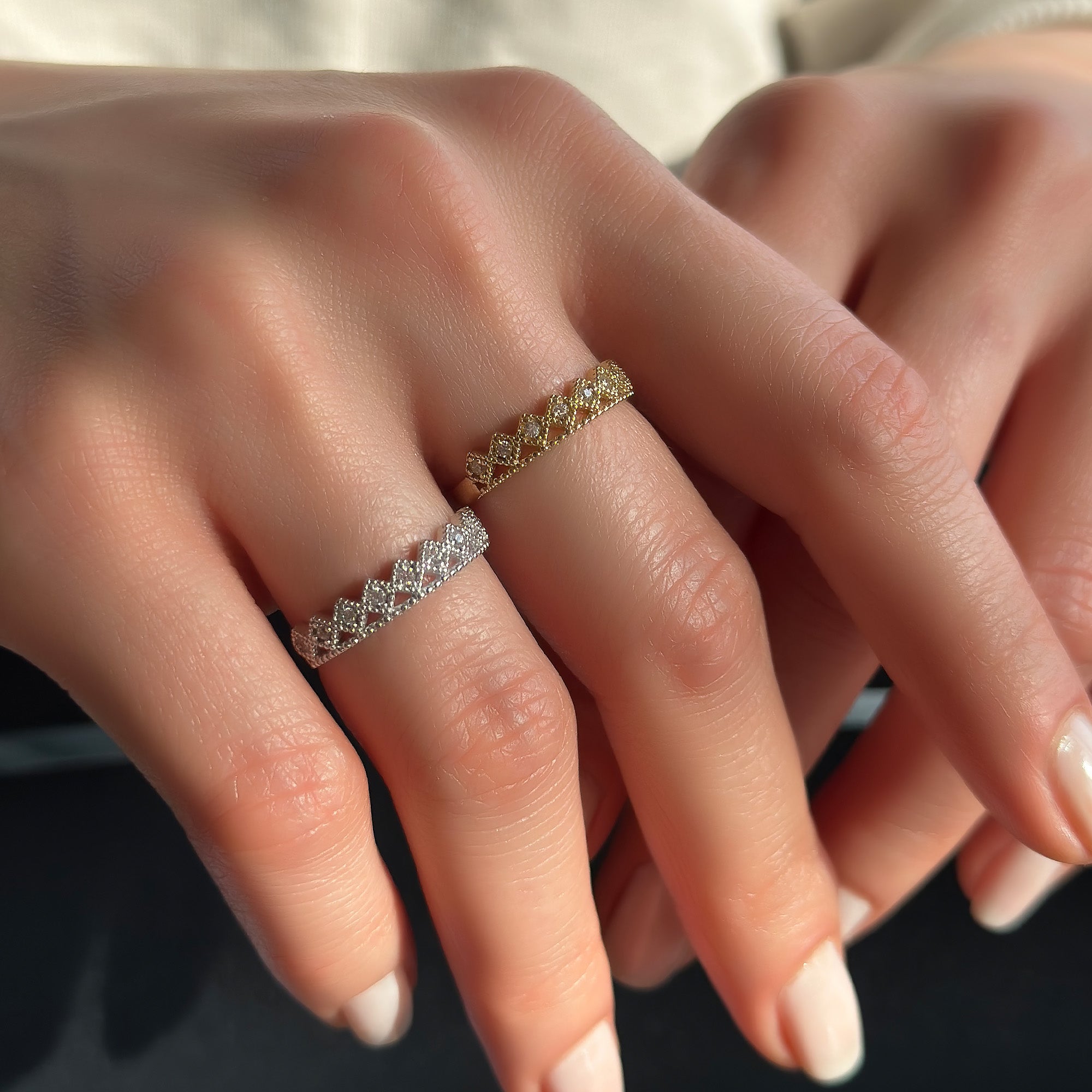 Kraliçe Tacı Taşlı Altın Yüzük / 14 Ayar Sarı Altın