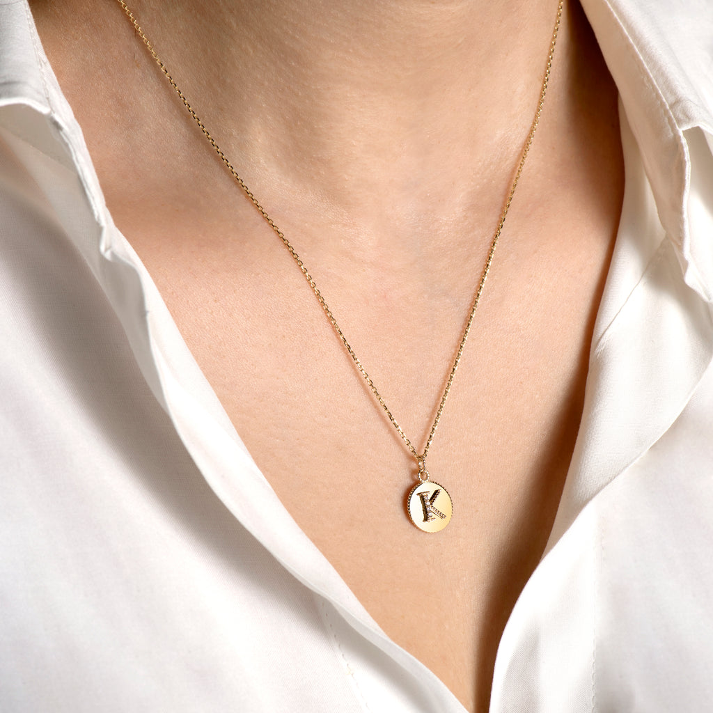 Letters Vintage Harf Altın Charm